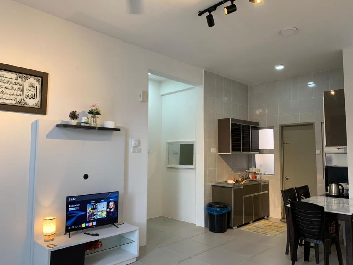 Alliv Nsf Studio & 1 Bedroom Apartment Stay Бринчанг Екстериор снимка